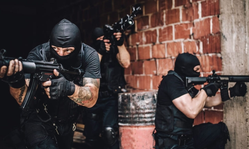 policiamento em comunidades de risco